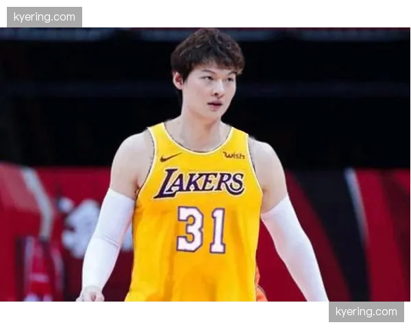 王哲林达成CBA生涯10000分里程碑 内线支柱稳定性兼具 王哲林达成CBA生涯10000分里程碑 内线支柱稳定性兼具